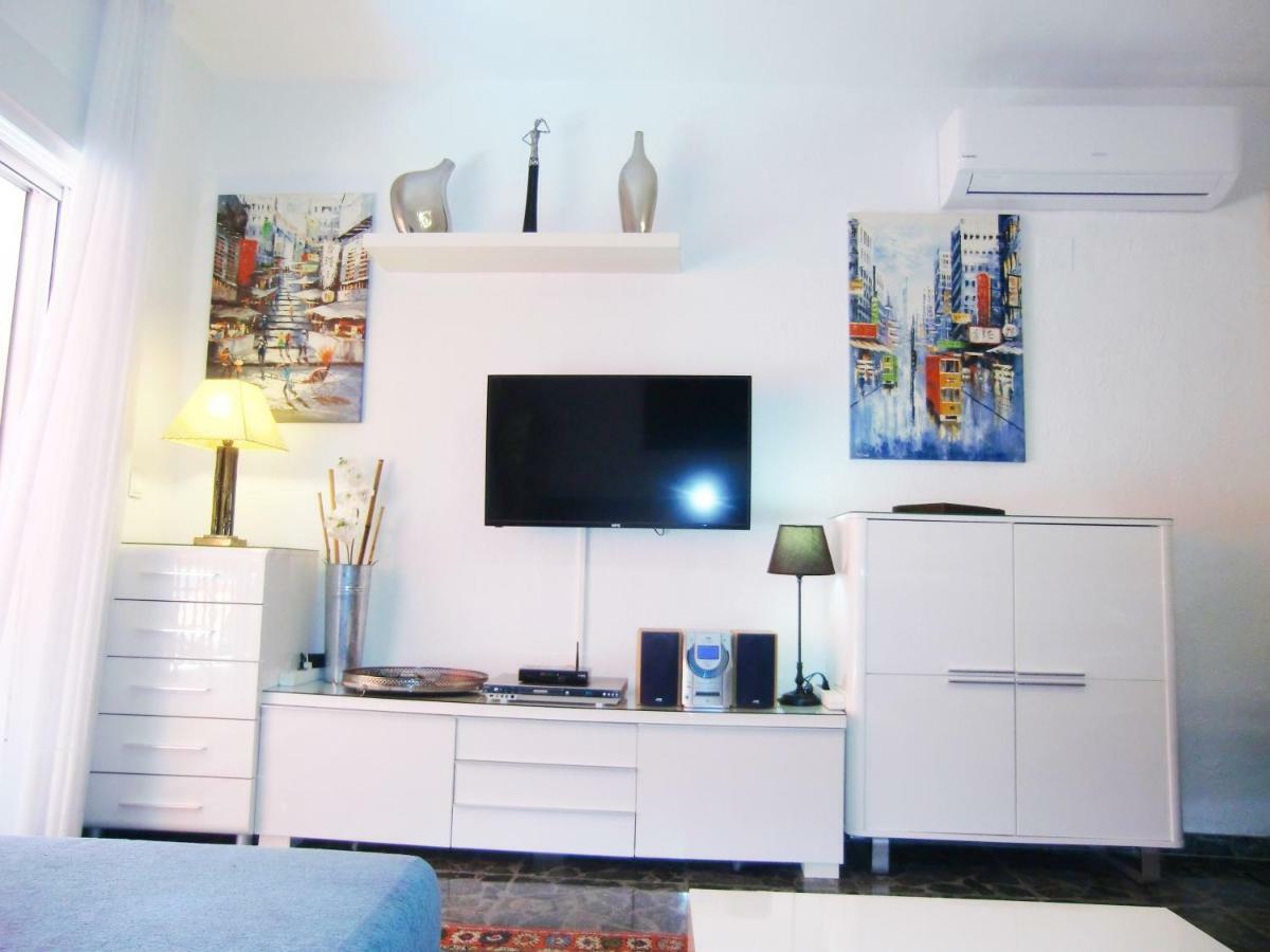 Con Piscina A 150 Metros Playa Netflix P Video Aire Acondicionado Calefaccion Toallas Y Sillas Playa Sombrilla 2 Terrazas Sobre Piscina Centro Ciudad 1 Smart Tv Por Appartement *